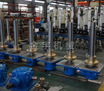 滾(gǔn)珠絲杆升降機(ji)